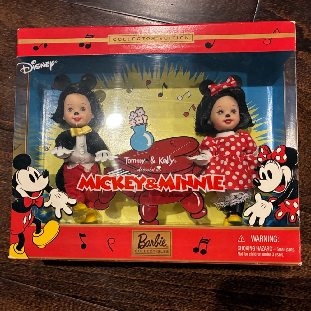 NRFB BARBIE 2002 TOMMY & KELLY Disney Storybook Doll MICKEY & MINNIE Mouse